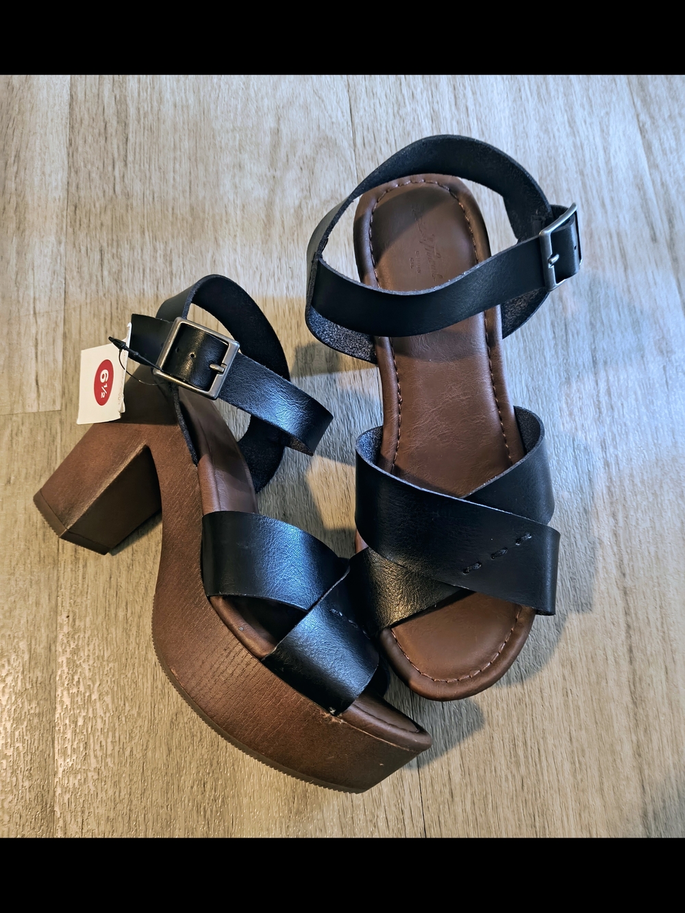 Universal Thread Black Block Heel Sandals with Adjustable Ankle Strap